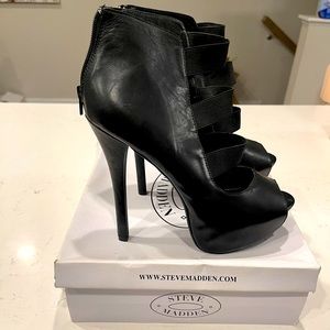 Black Steve Madden High Heel Bootie